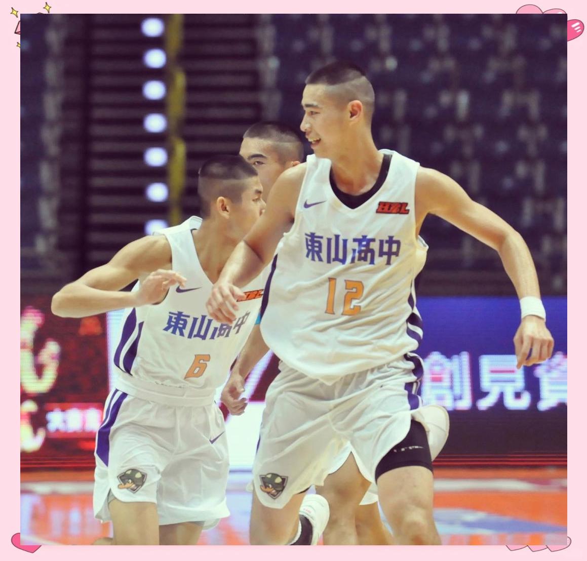 北京男篮豪取胜利排名上升，迈向巅峰荣耀