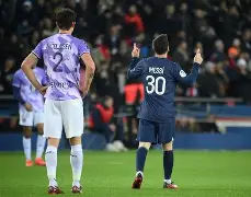 c7娱乐-包含巴黎圣日耳曼主场挑战姆巴阿肯冲突数度升级，场外风波影响比赛的词条