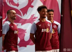 包含韦斯咸主场逆转阿斯顿维拉，保留降级希望的词条